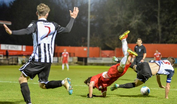 FOOTBALL (WELLING HOME)