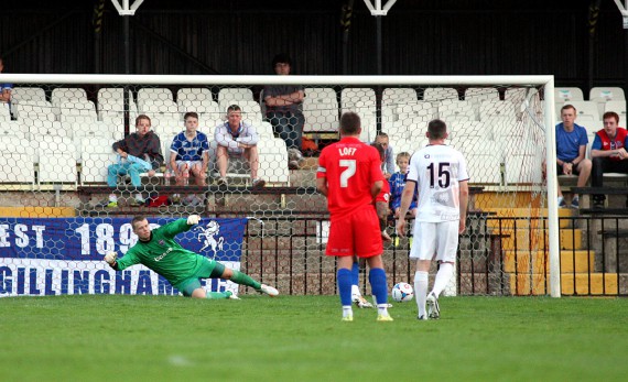 3E3B8822 - Danny Kedwell (hidden) beats Seb Brown from the spot to open the scoring