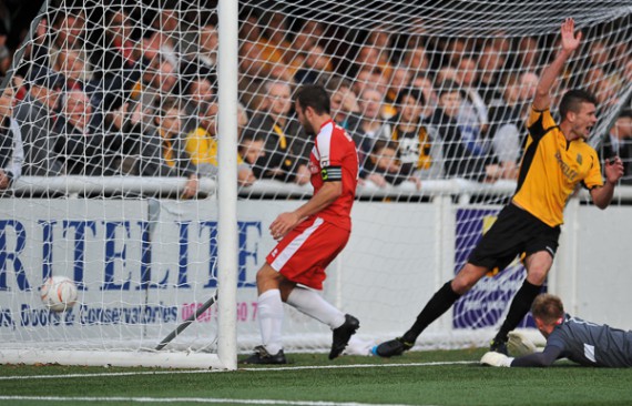 FOOTBALL (WELLING AWAY)