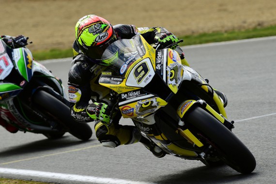 R2 British Superbikes Brands Hatch Indy Circuit