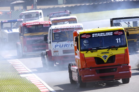 Dave Smith 11 looks to lead the Division 2 field