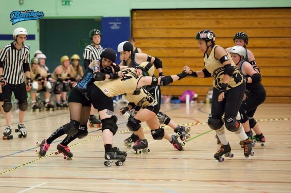 Demi Lition lives upto her name booty blocking a jammer