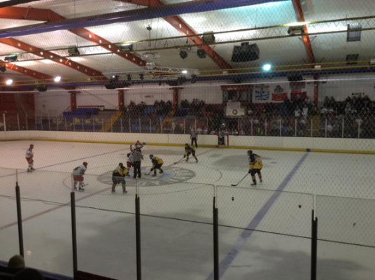 Dynamos v Bracknell game