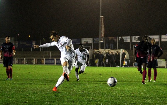 FT9C1834 - Jordan Robertson makes it 2-0 from the penalty spot