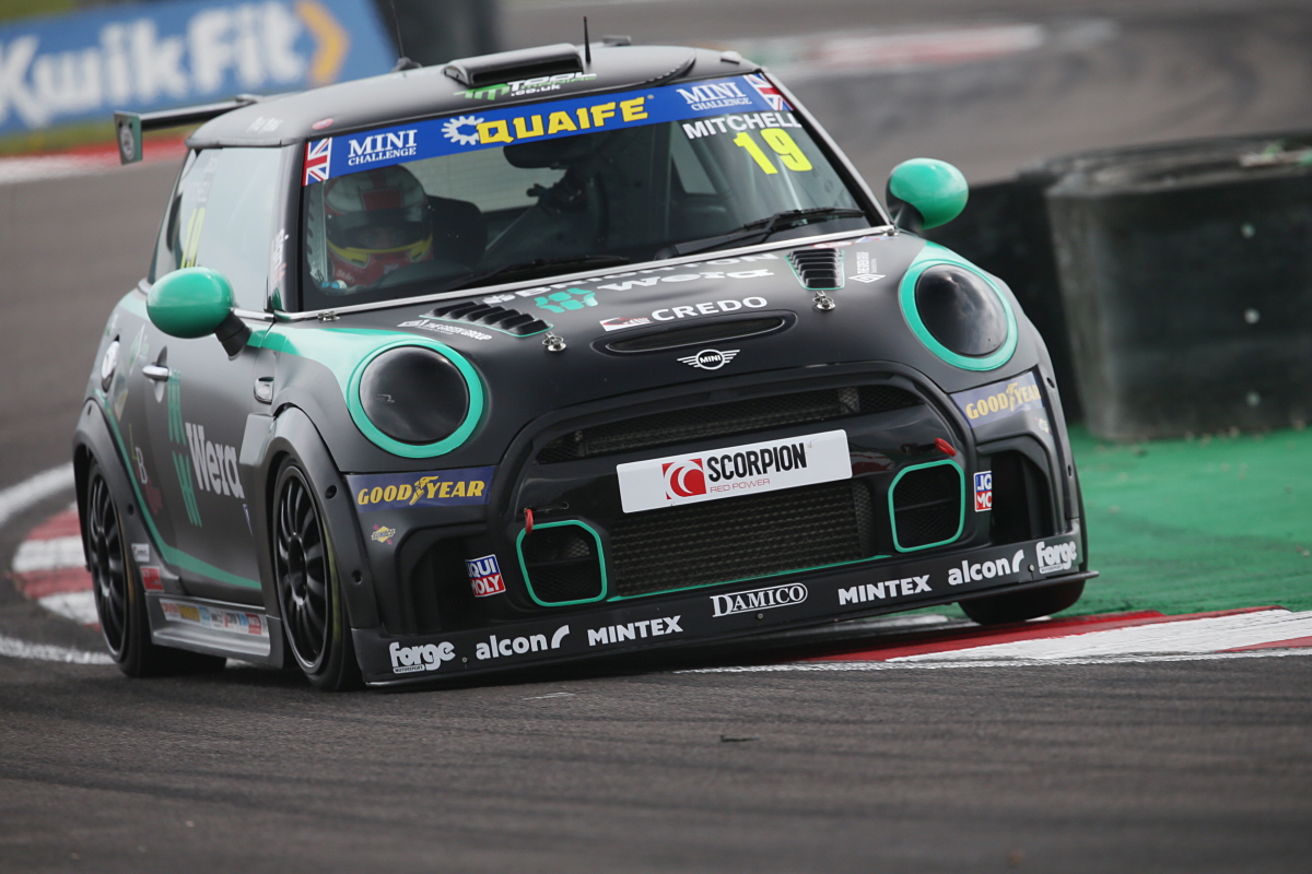Mitchell back with Motorbase | Kent Sports News