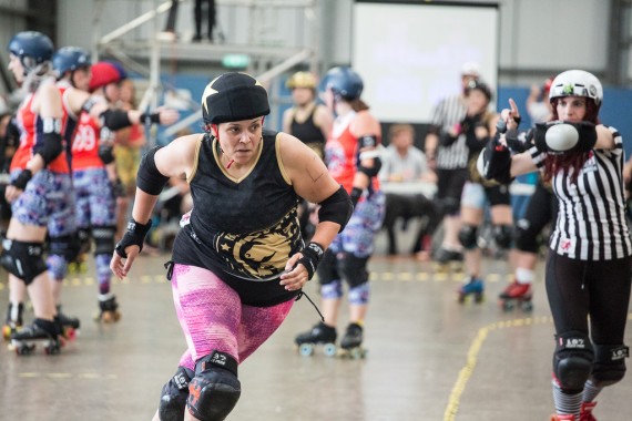 MVP Roxy takes the Jammer star to go ona point scoring mission