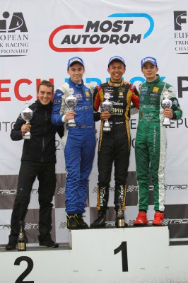 Raoul Owens (second from left) - Most Podium
