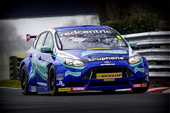 Redcentric take to the track with Airwaves Racing