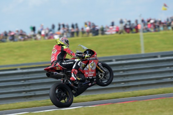 R5 Snetterton 300 MCE Insurance British Superbike Championship in association with Pirelli