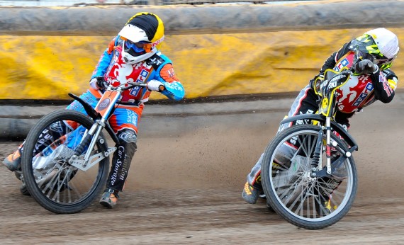 Verge Y&B and Shanes W at Mildenhall - Elizabeth Leslie